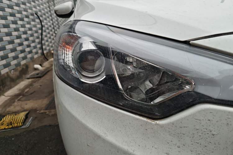 Used Kia K3 2015 1.6L Manual GL
