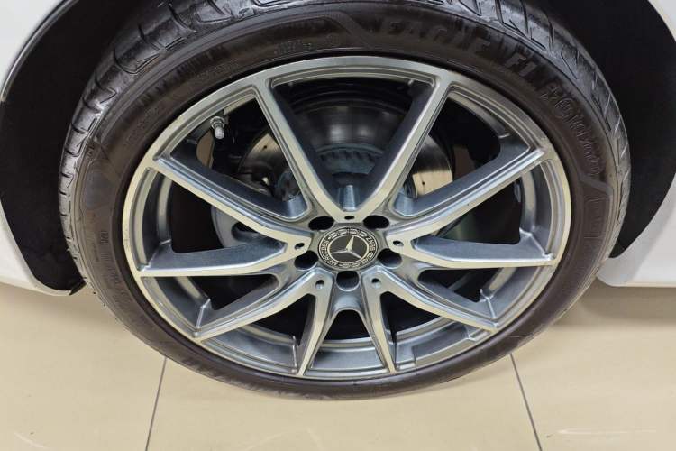 Used Mercedes-Benz E-Class (Import) 2021 E 260 Coupe
