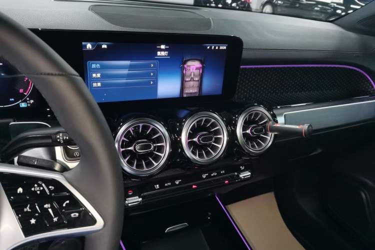 Used Mercedes-Benz GLB 2025 GLB 220 Sport Edition