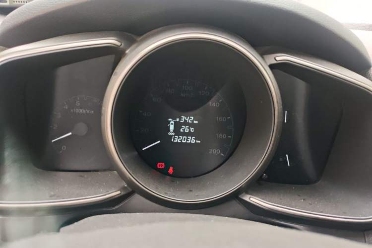 Used CHANGAN OSHAN CX70 2016 1.6L Manual Comfort Model
