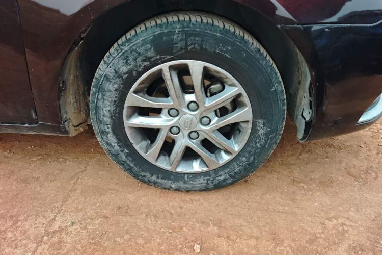 Used Geely Auto Emgrand 2016 Sedan 1.5L CVT Luxury Model