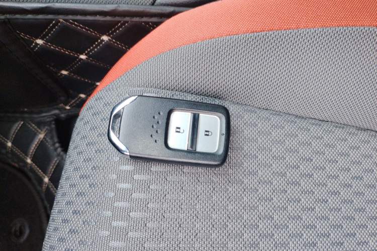 Used Honda LIFE 2021 1.5L CVT SPORT Heartbeat Edition Vehicle Key