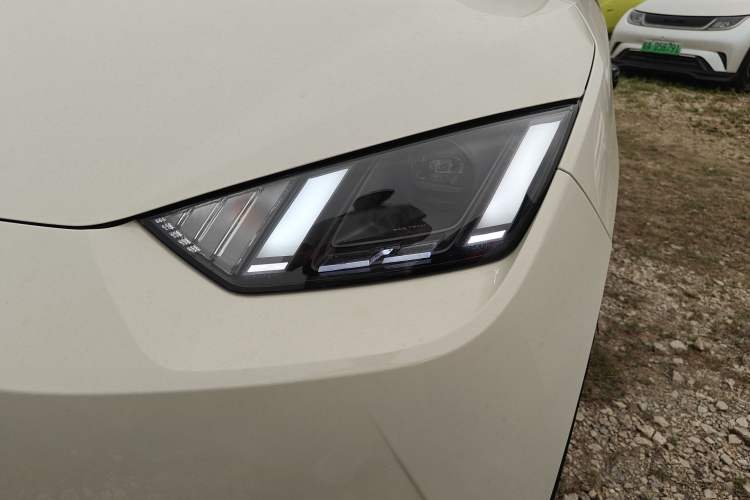 Used BYD Seagull 2025 Smart Drive Version 305 km Freedom Edition Left Front Headlight