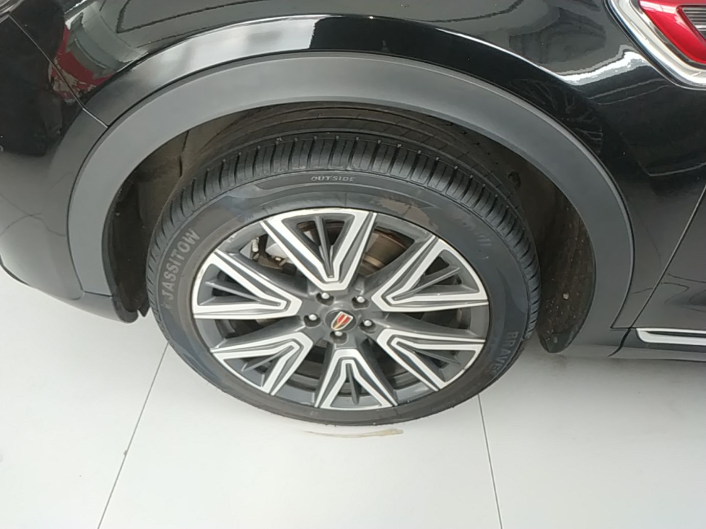 Hongqi HS5 2022 Facelifted Version 2.0T Smart Connect Flagship All-Wheel-Drive Edition — снимка 10