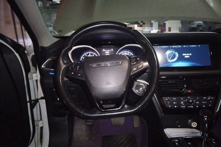 Used Venucia T90 2017 2.0L CVT Leading Edition