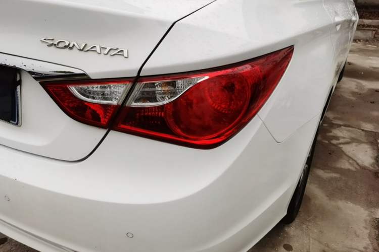 Used Hyundai Sonata 2015 Classic 2.0L Automatic Leading Edition Right Rear Taillight