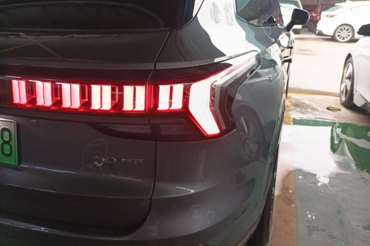 Used Lynk & Co 09 EM-P 2021 2.0T PHEV Halo Seven-Seater