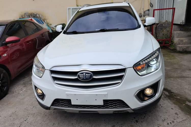 Used Bestune X80 2015 1.8T Automatic Luxury Model Front