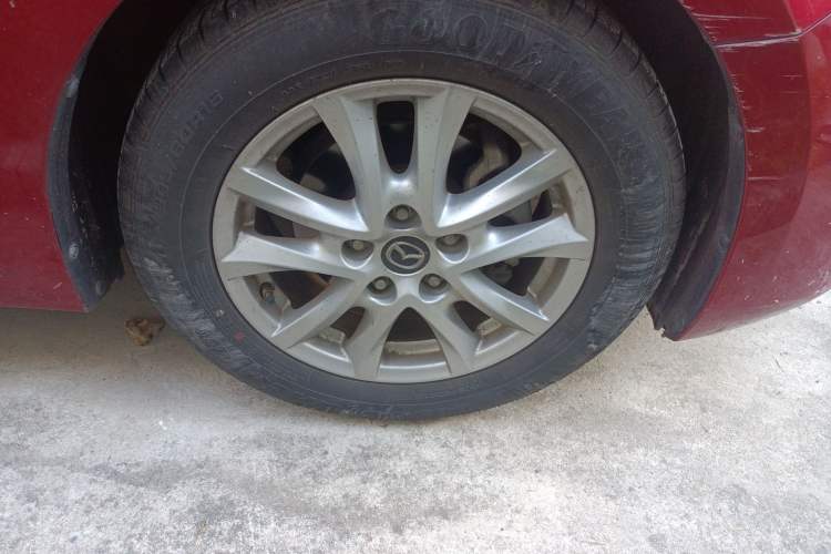 Used Mazda 3 Axela 2019 Cloud-Controlled Sedan 1.5L Automatic Luxury Model China VI Standard