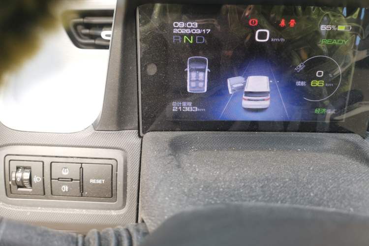 Used Wuling Hongguang MINIEV 2022 Macaron Fashion Model Lithium Iron Phosphate