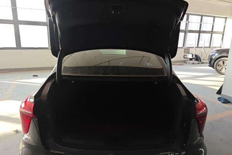 Used Hongqi H5 2025 1.5T DCT Qiyun 500 000th Unit Commemorative Edition