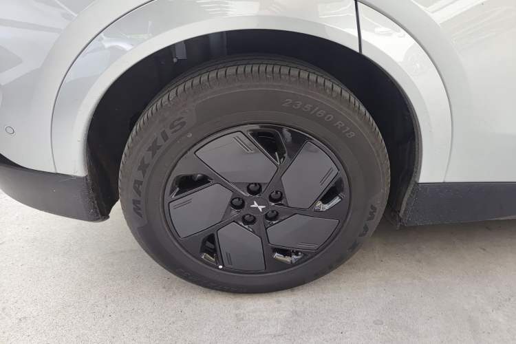 Used XPeng G6 2025 625 Long-Range Max Flagship Edition Exterior 8