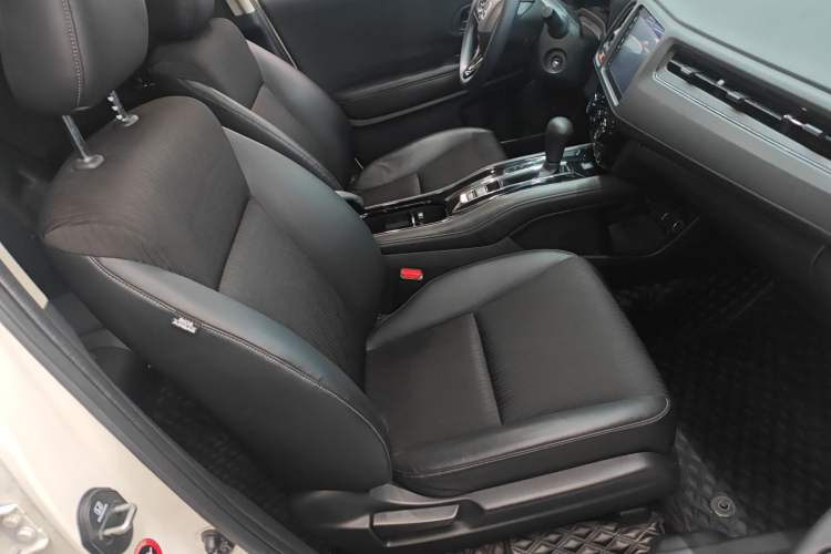 Used Honda Vezel 2020 1.5L CVT Pioneer Edition
