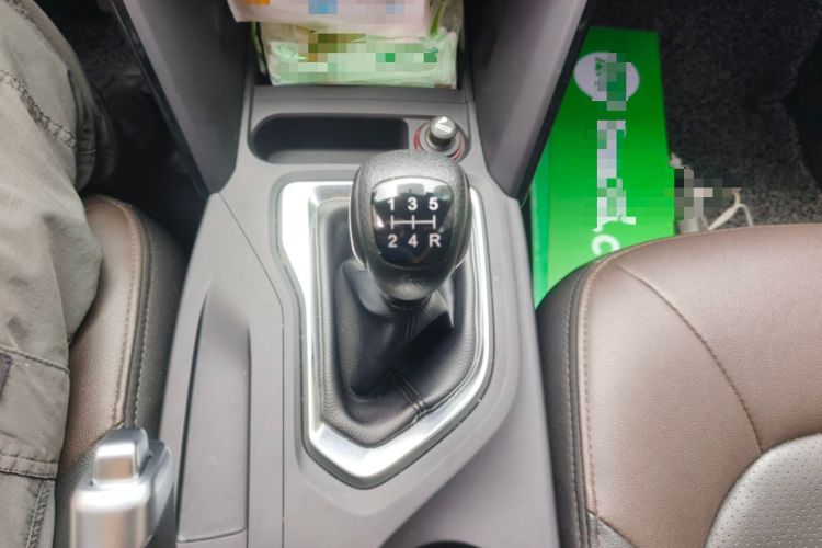 Used GAC Trumpchi GS4 2015 200T Manual Luxury Edition Gear Lever