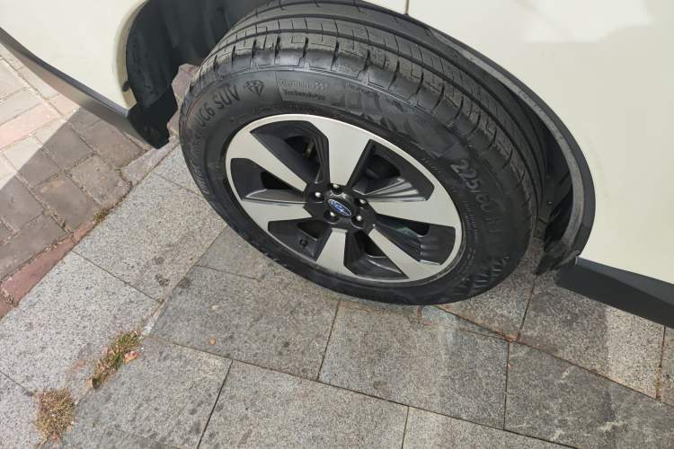 Used Subaru Forester 2016 2.5i Luxury Navigation Edition
