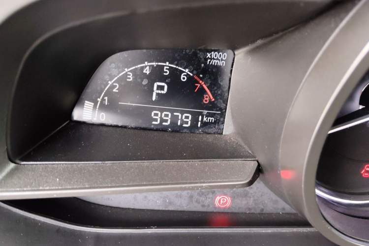 Used Mazda 3 Axela 2017 Sedan 1.5L Automatic Luxury Model China VI Standard