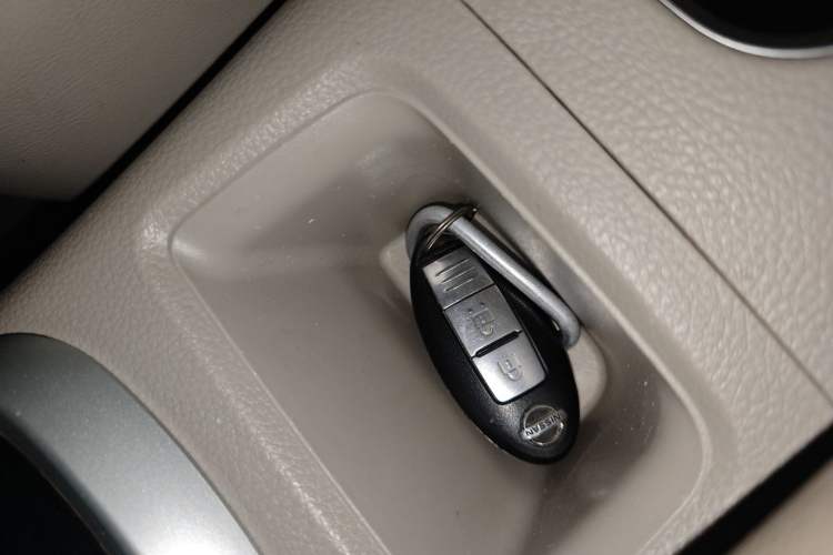 Used Nissan Tiida 2016 1.6L CVT Smart Drive Edition