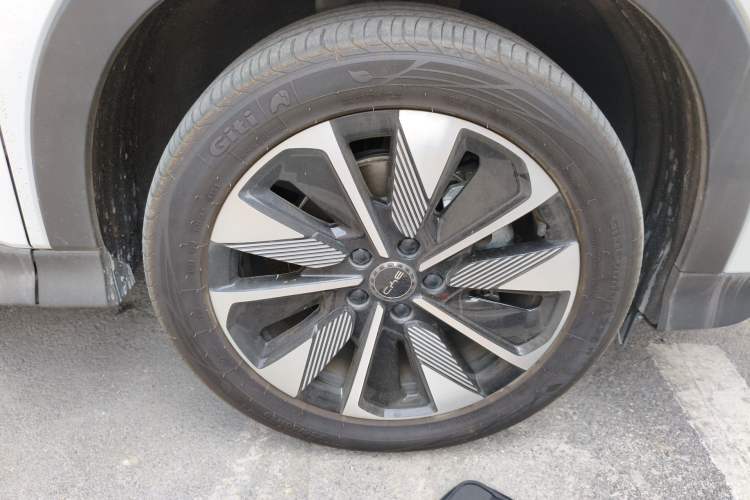 Used BYD Song PLUS New Energy 2025 EV with 605 km Range – Flagship Version