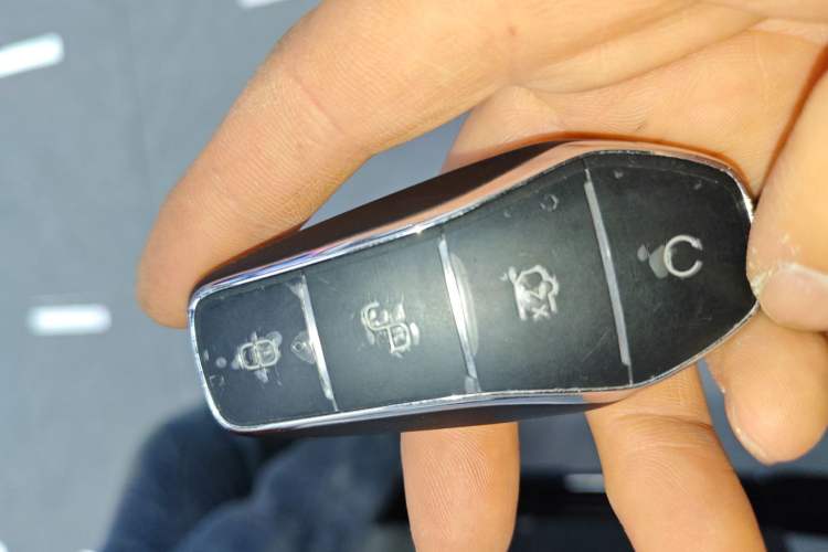 Used BYD Han 2025 EV Intelligent Driving Edition 701KM LiDAR Flagship Model
