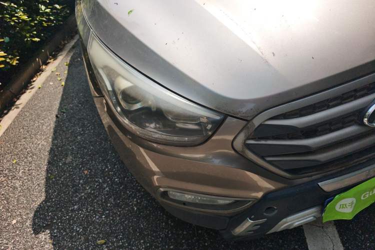 Used Hyundai ix35 2013 2.0L Automatic Two-Wheel Drive Smart GLS China IV Standard Right Front Headlight