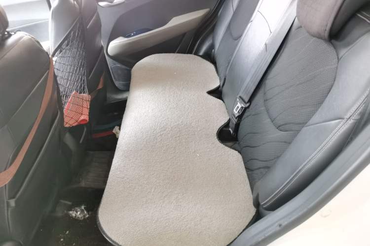 Used Baojun 510 2017 1.5L Automatic Fashion Model Left Rear Seat