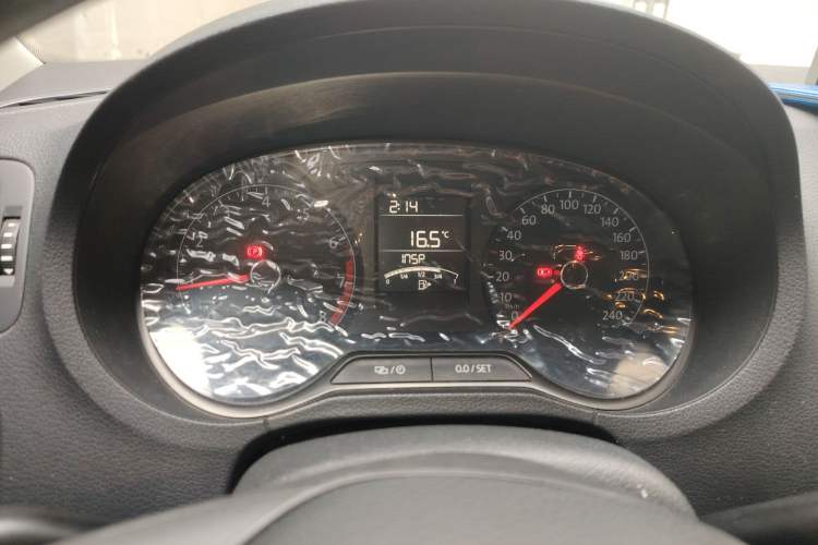 Used Volkswagen Polo 2016 1.4L Manual Fashion Model
