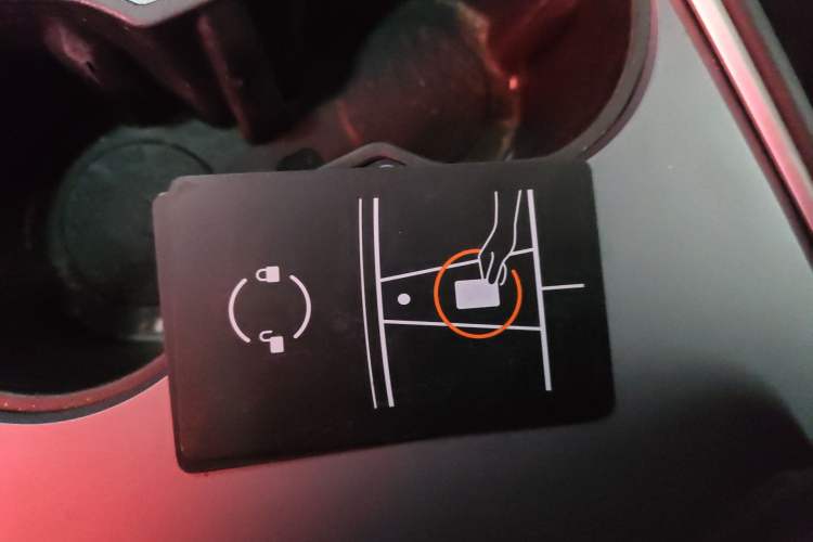 Used Tesla Model Y 2022 Revised Version Rear-Wheel Drive Vehicle Key