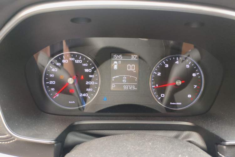 Used Roewe RX5 2018 20T Two-Wheel Drive Automatic Internet Smart Edition Instrument Cluster