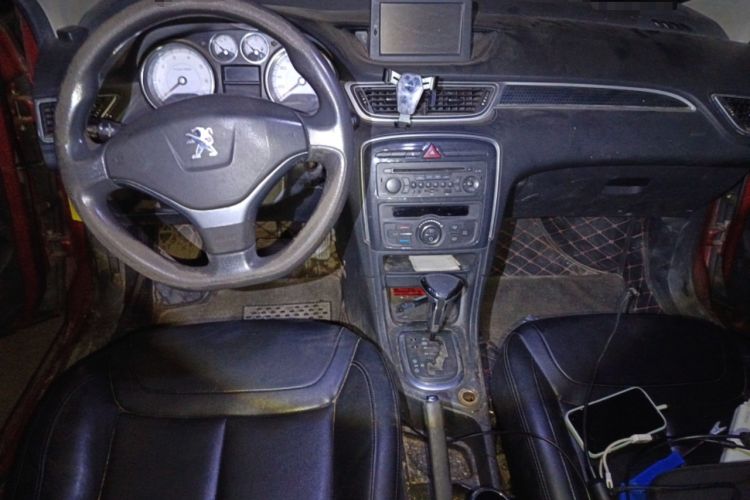 Used Peugeot 308 2012 1.6L Automatic Fashion Edition Center Console