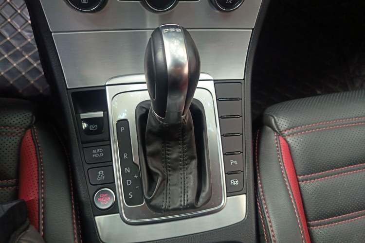 Used Volkswagen FAW-Volkswagen CC 2018 1.8TSI Luxury Model
