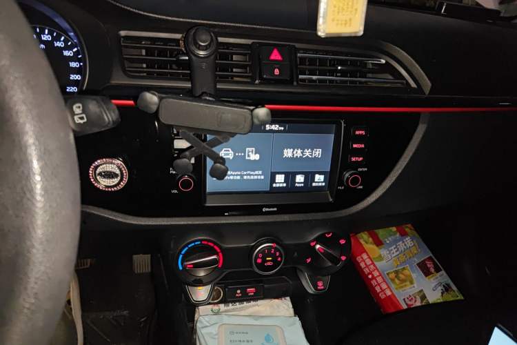 Used Kia KX Cross 2017 1.4L AT GLS
