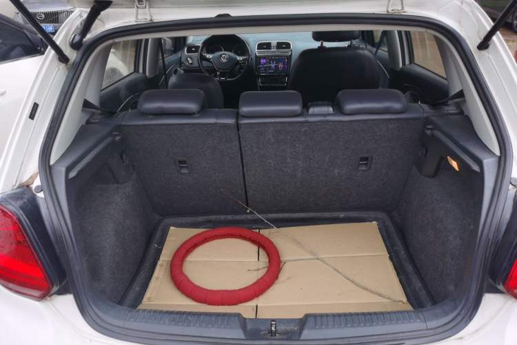 Used Volkswagen Polo 2014 1.6L Automatic Luxury Edition