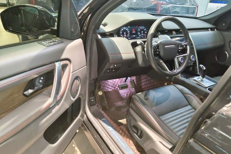 Used Land Rover Discovery Sport 2022 249 PS R-Dynamic S Performance Edition 5 Seats Driver Seat