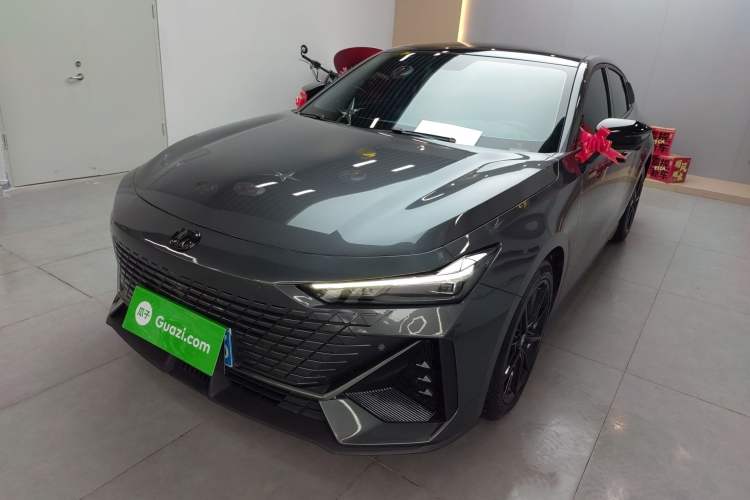 Used CHANGAN UNI-V 2022 1.5T Prestige Version