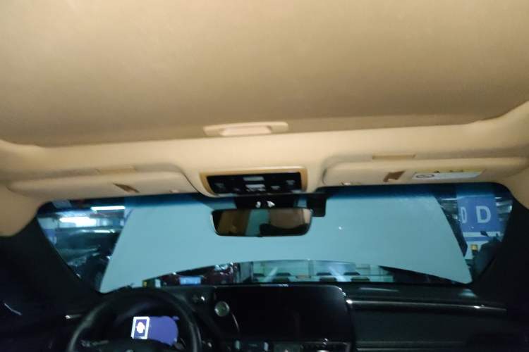 Used Lexus ES 2023 200 Excellence Edition
