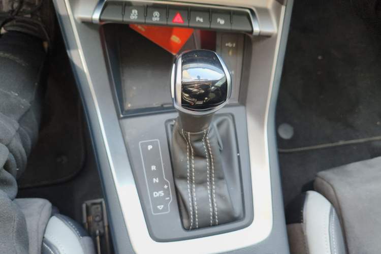 Used Audi Q3 2022 35 TFSI Fashion Dynamic Model
