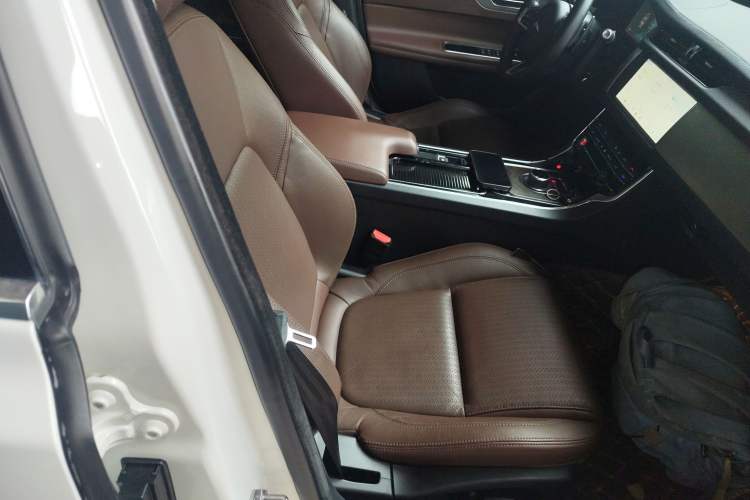 Used Jaguar XFL 2019 XFL 2.0T 250 PS Two-Wheel-Drive Luxury Edition
