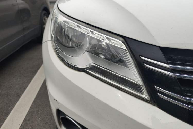 Used Volkswagen Tiguan 2012 1.8TSI Automatic Two-Wheel Drive Elite Edition Right Front Headlight