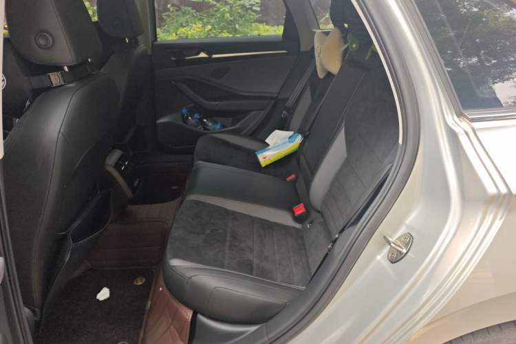 Used Volkswagen Sagitar 2021 280TSI DSG Excellence Edition Left Rear Seat