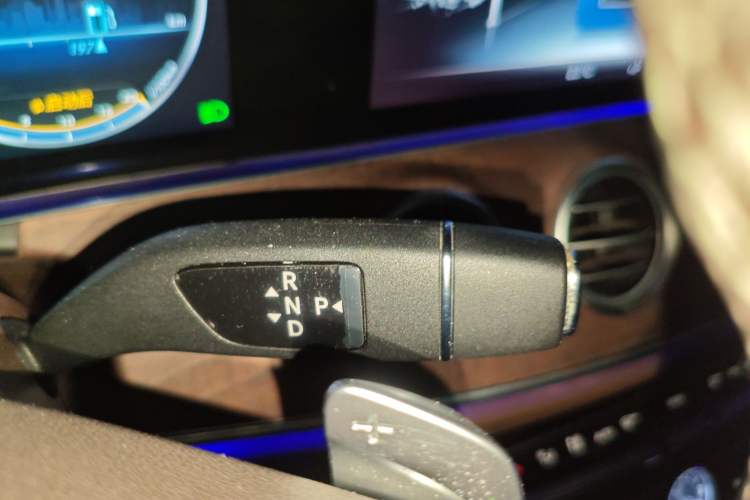 Used Mercedes-Benz E-Class 2016 E 300 L Stylish Model