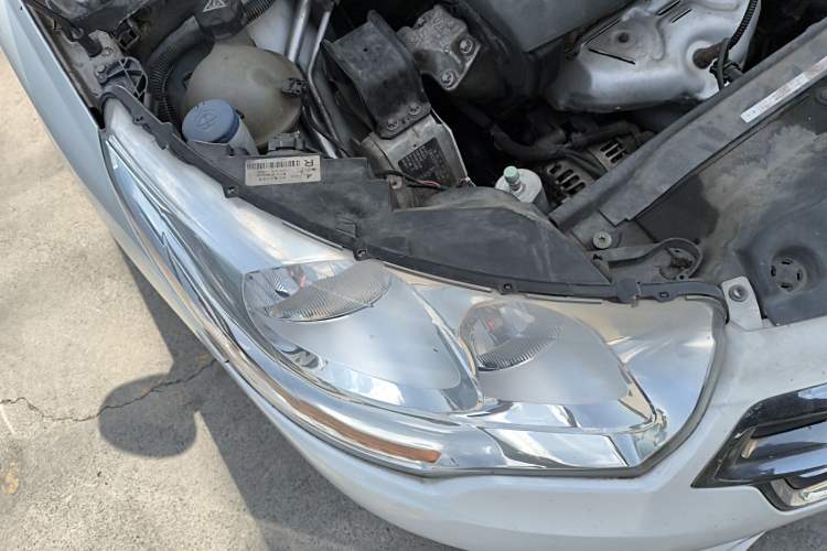 Used Citroen C4L 2014 1.8L Intelligent Drive Automatic Enjoyment Model Right Front Headlight