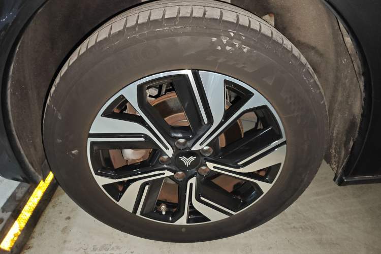 Used NETA U 2022 Zhi400 Pro Ternary Lithium