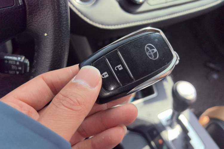 Used Toyota RAV4 2016 2.5L Automatic 4x4 Elite Edition