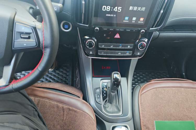 Used Hyundai ix35 2018 2.0L Automatic 2WD Zhiyong·Changxiang Edition
