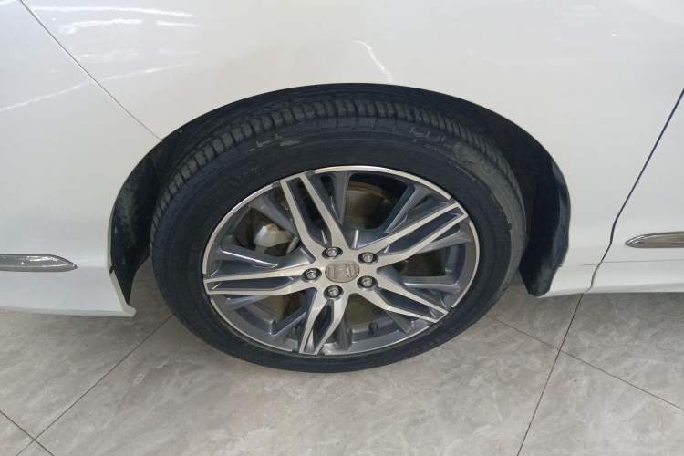 Used Honda Elysion 2019 2.0L Hybrid Supreme Edition
