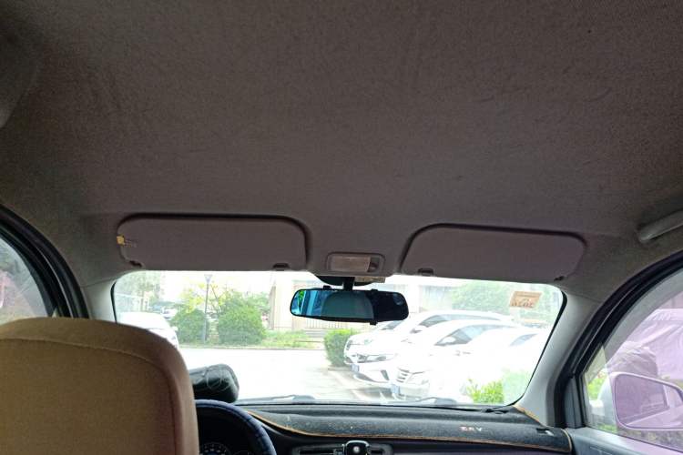 Used Wuling Rongguang V 2015 1.2L Base Version