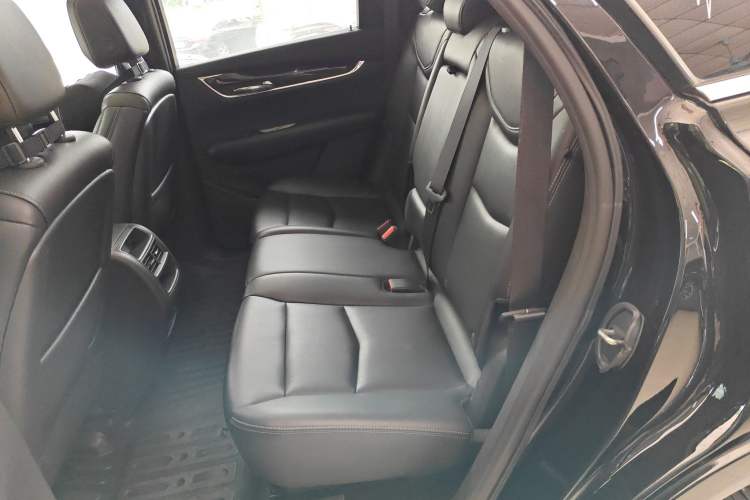 Used Cadillac XT5 2022 2.0T Two-Wheel Drive Luxury Version