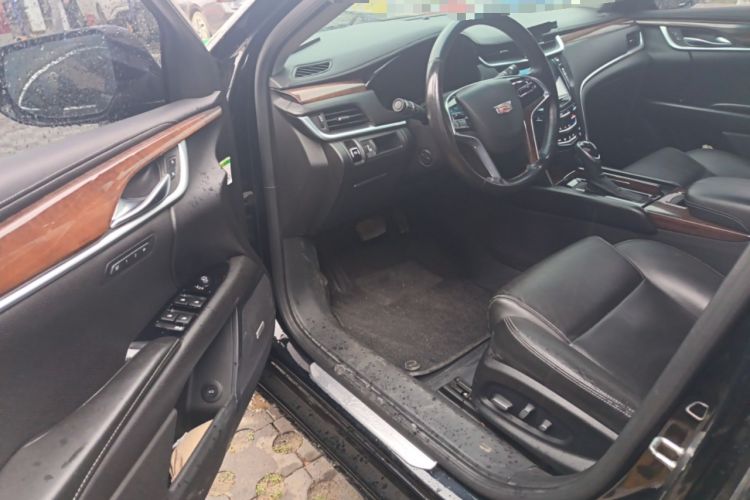 Used Cadillac XTS 2016 28T Luxury Model Driver Seat