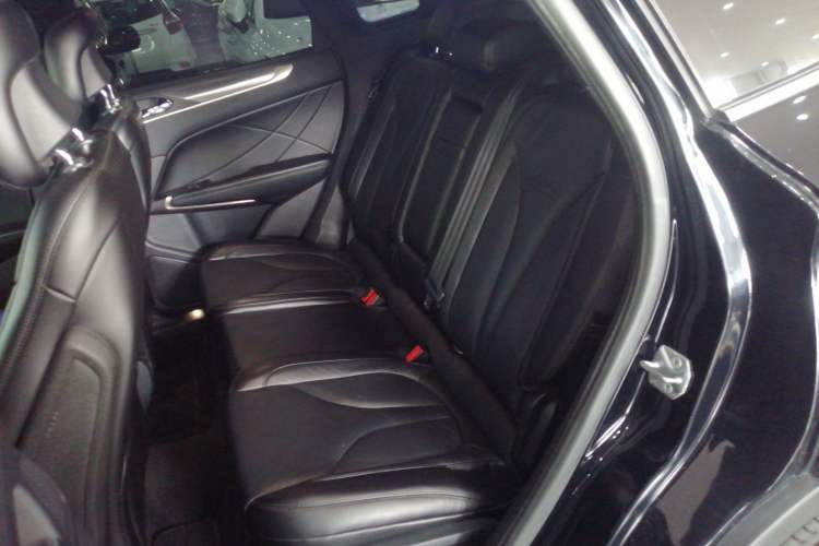 Used Lincoln MKC 2017 2.0T Two-Wheel Drive Deluxe Edition
