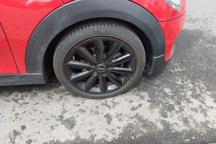 Used MINI 2016 1.5T COOPER Performance Edition Right Front Wheel Hub